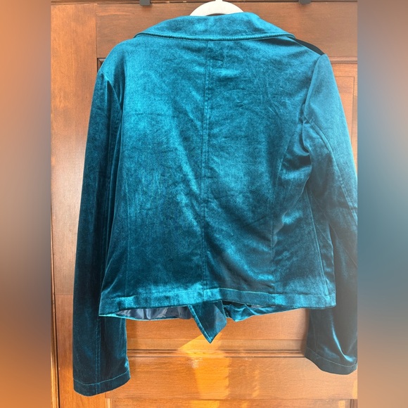 Belle by Badgley Mischka Teal Velvet Moto Jacket - Picture 8 of 9